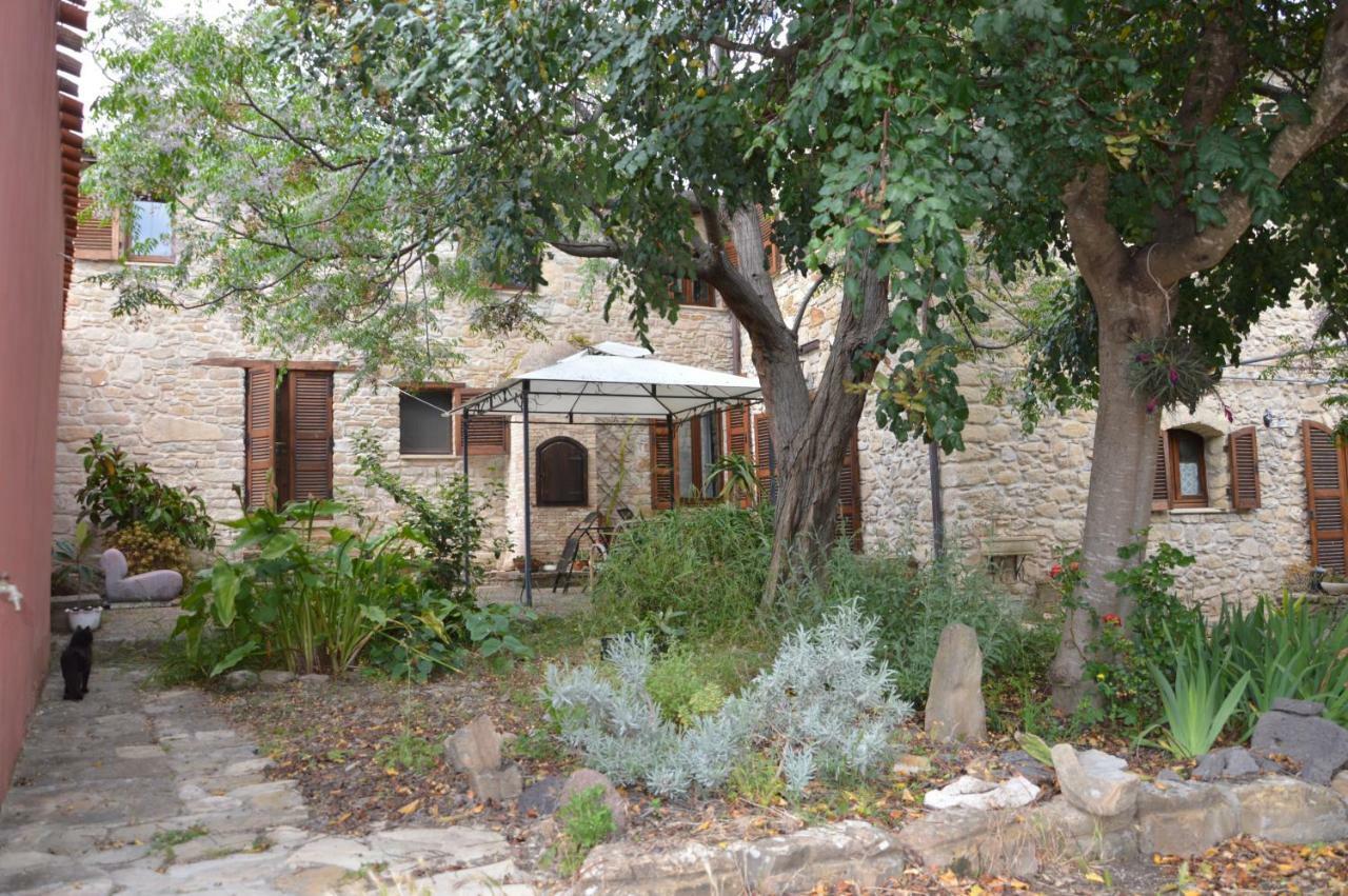 Bed and Breakfast Sa Domu De Sa Contissa Selegas Экстерьер фото